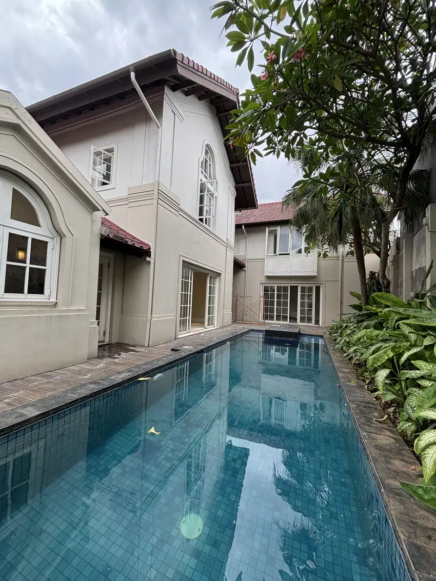 Townhouse Mediterranean Style Kemang with Private Pool
