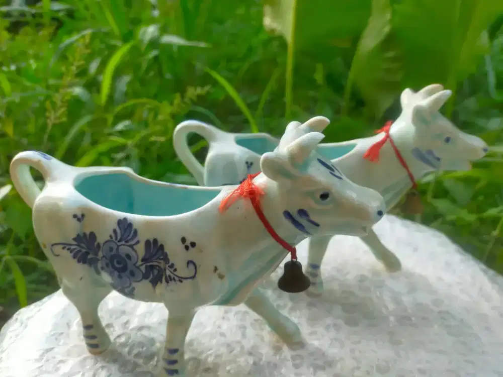 Patung keramik pajangan