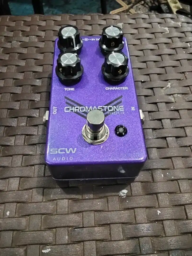 Efek gitar SCW audio