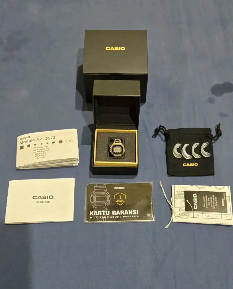 CASIO RINGWATCH RING WATCH CRW001-1DR LIMITED EDITION 50TH ANNIVERSARY