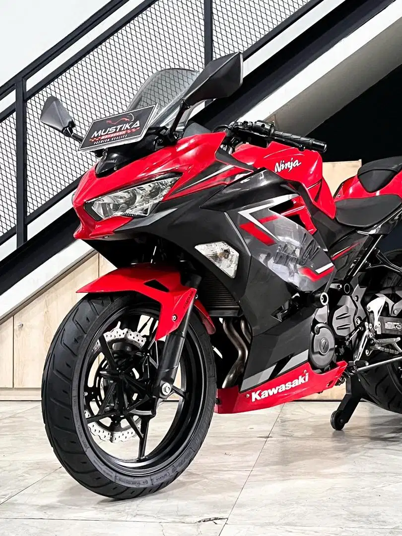 Bantinga Harga‼️Kawasaki Ninja 250 ABS keyless th 2019 - Ayu Mustika