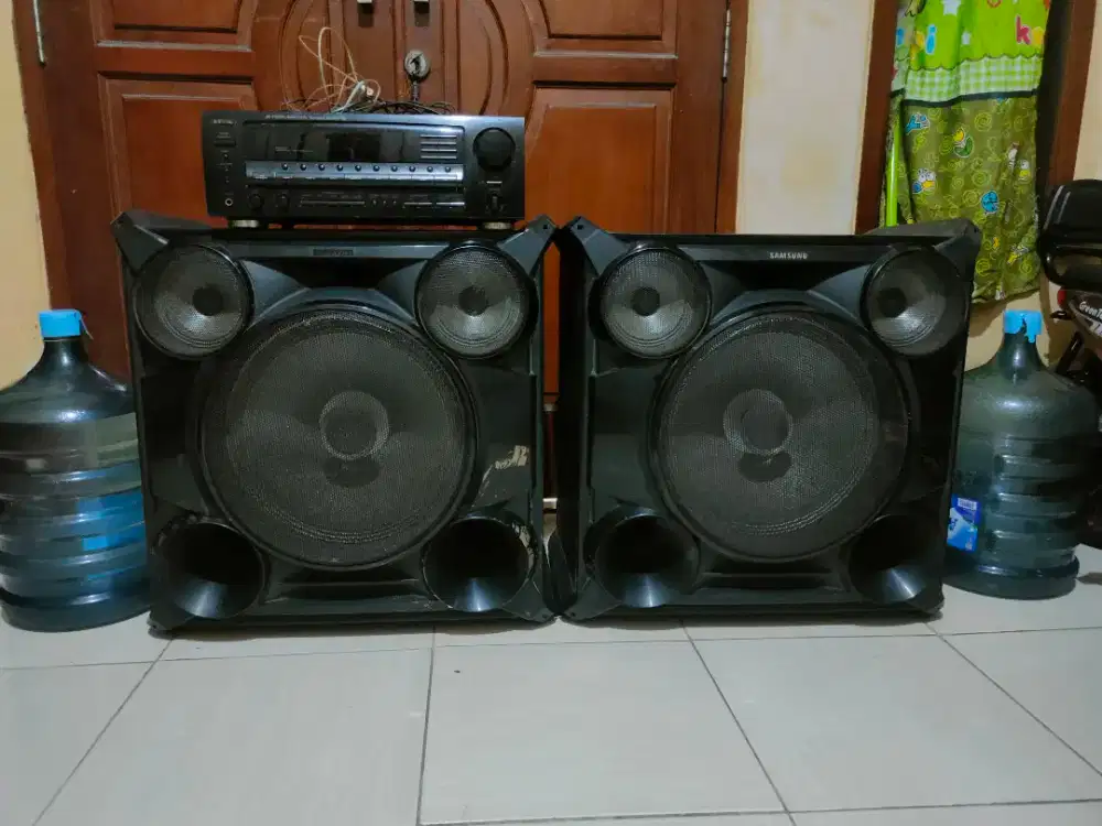 Samsung Monster dan Teac