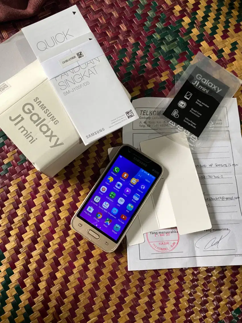 Samsung j1 mini ada nota