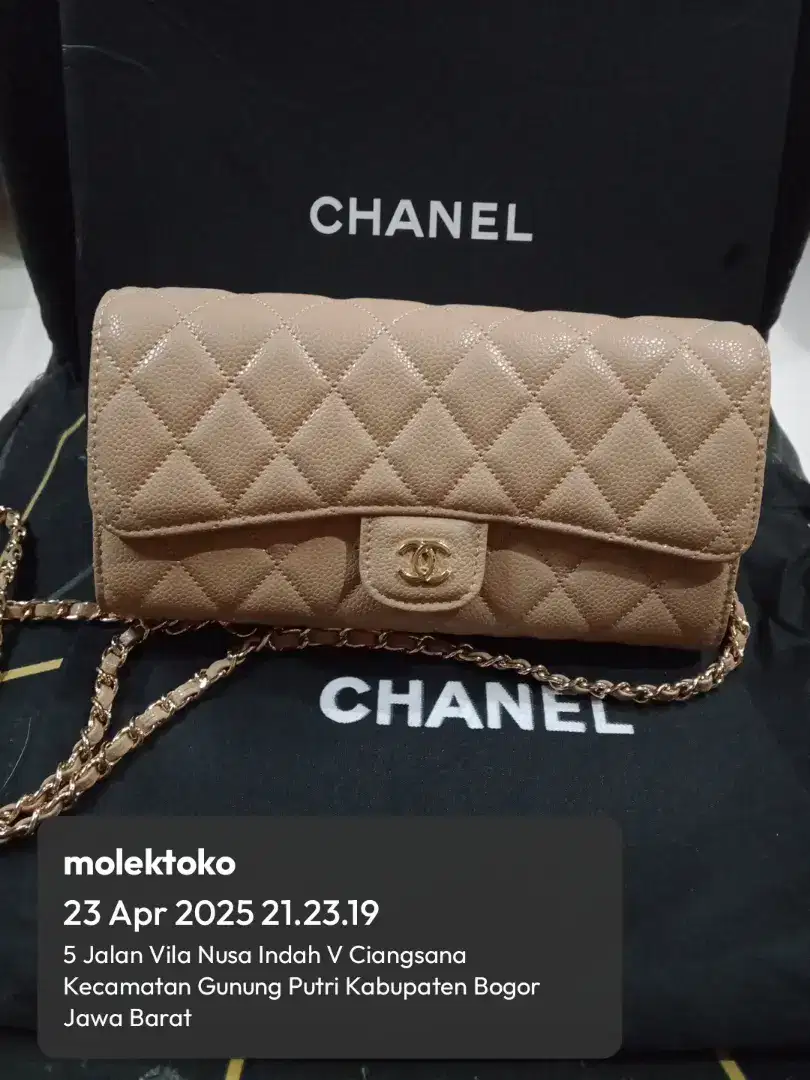 Preloved Tas Selempang Wanita
