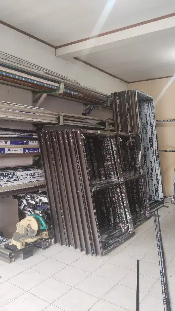 Kusen Aluminium,Kusen Pintu,Jendela,Partisi Kaca