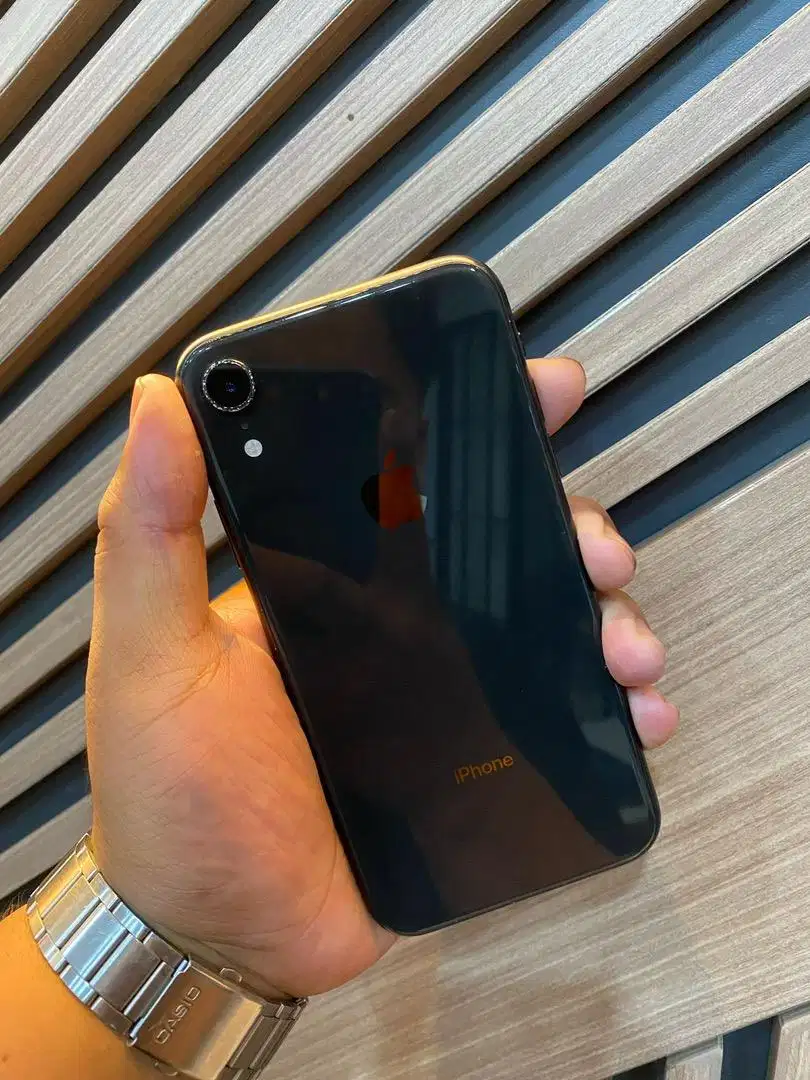 Iphone xr 128 gb imei becuke