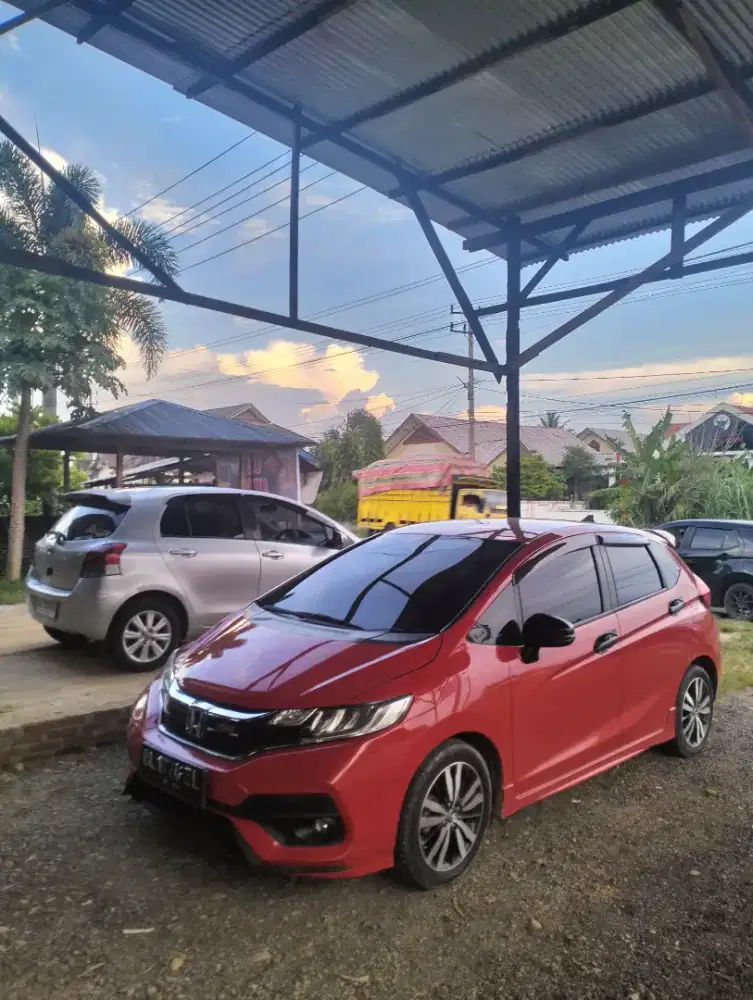 HONDA JAZZ RS AT  2017 SUPER