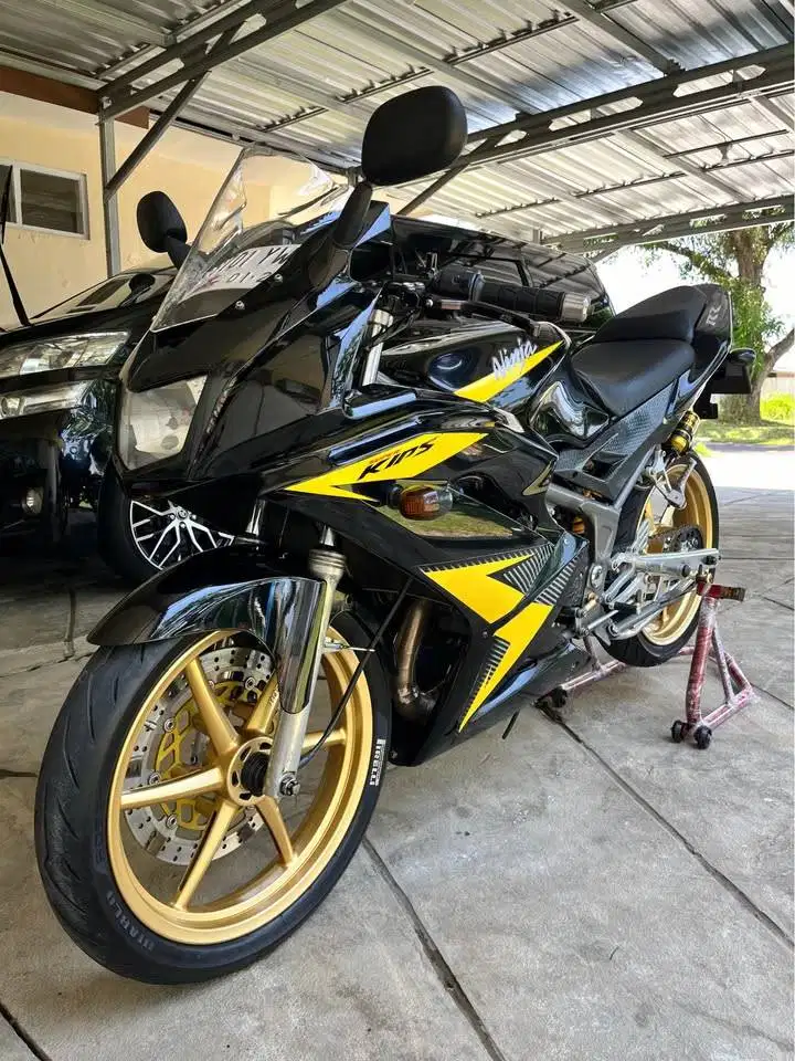 Kawasaki ninja 150 rr new 2014 Full Modif Upgrade Siap Pajang Sunmori