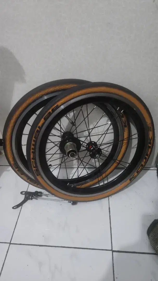 Wheelset fnhon zephyr 16 plus 349