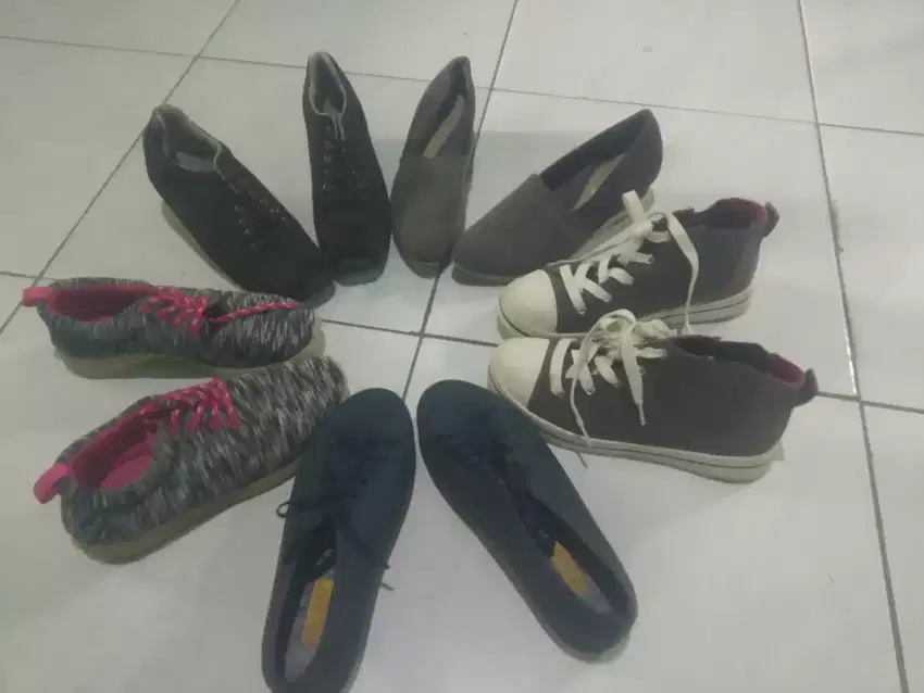 jual semua 200rb 5 sepatu uk 37@ ciampea bogor