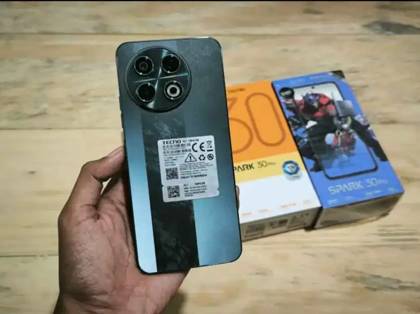 Tecno Spark 30 pro 8/128 Helio g100,Ai camera edit,camera 108mp