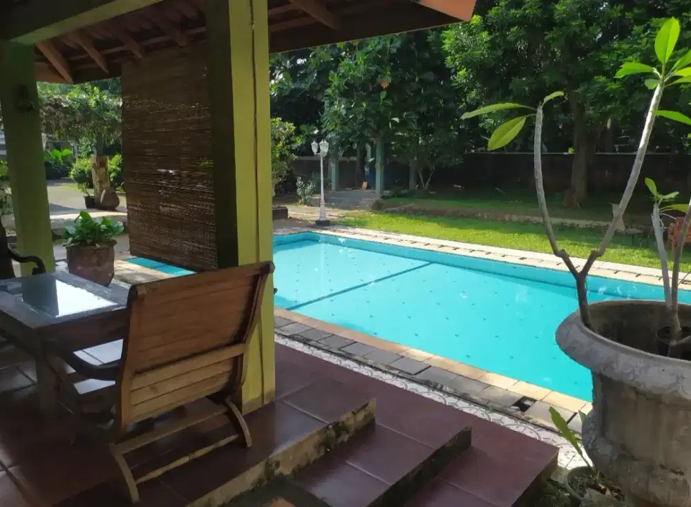 Disewakan BULANAN rumah asri