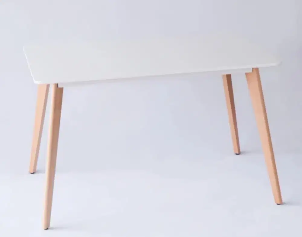 New Meja Makan

Ukuran:
120 x 80 x 76 cm