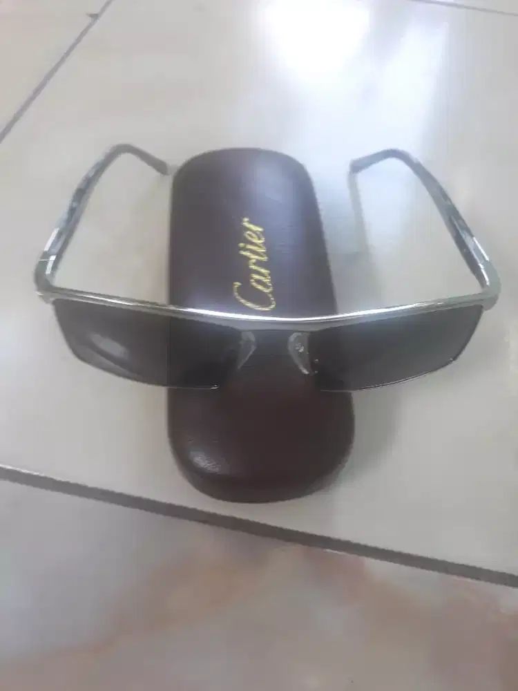 Kacamata Klasik Merk Cartier Frame Silver