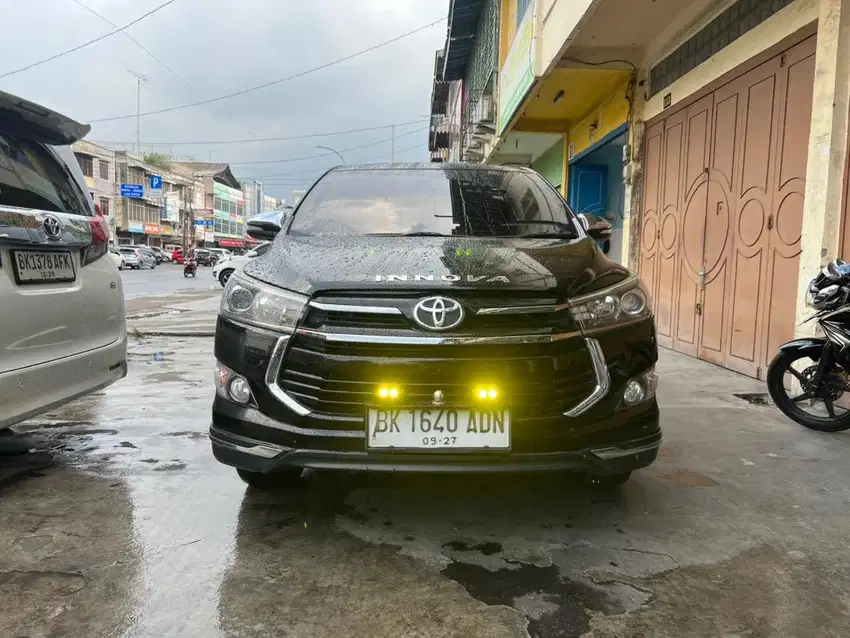 Toyota innova venturer diesel matic 2017