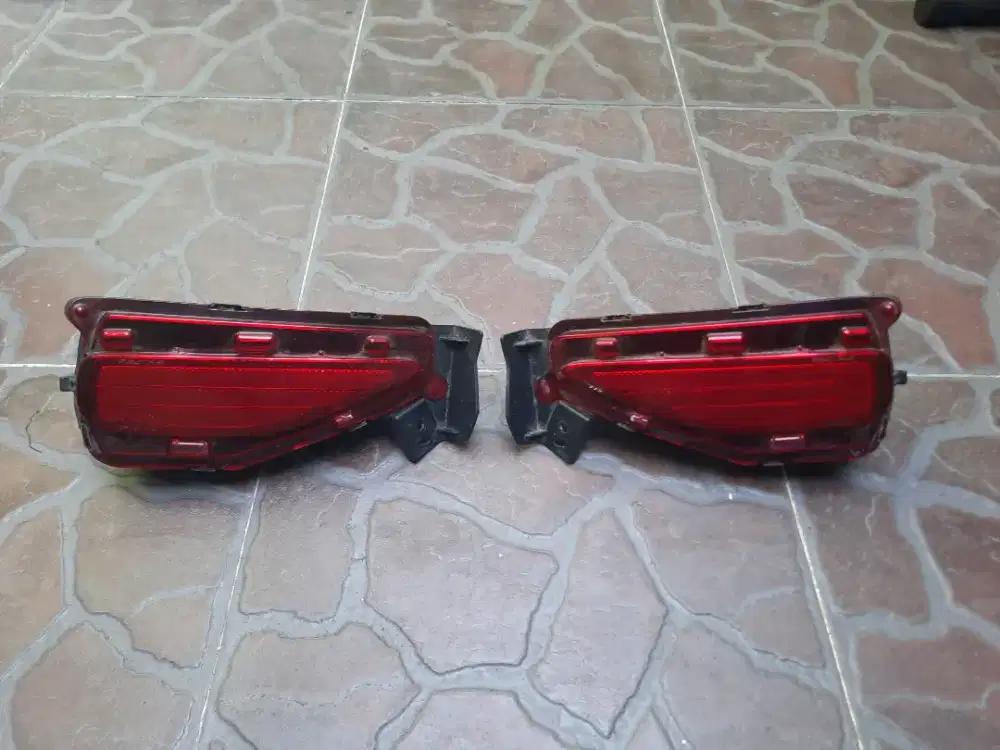 Dijual Lampu Reflektor Toyota​ Fortuner VRZ & SRZ Tahun 2016 s/d 2020