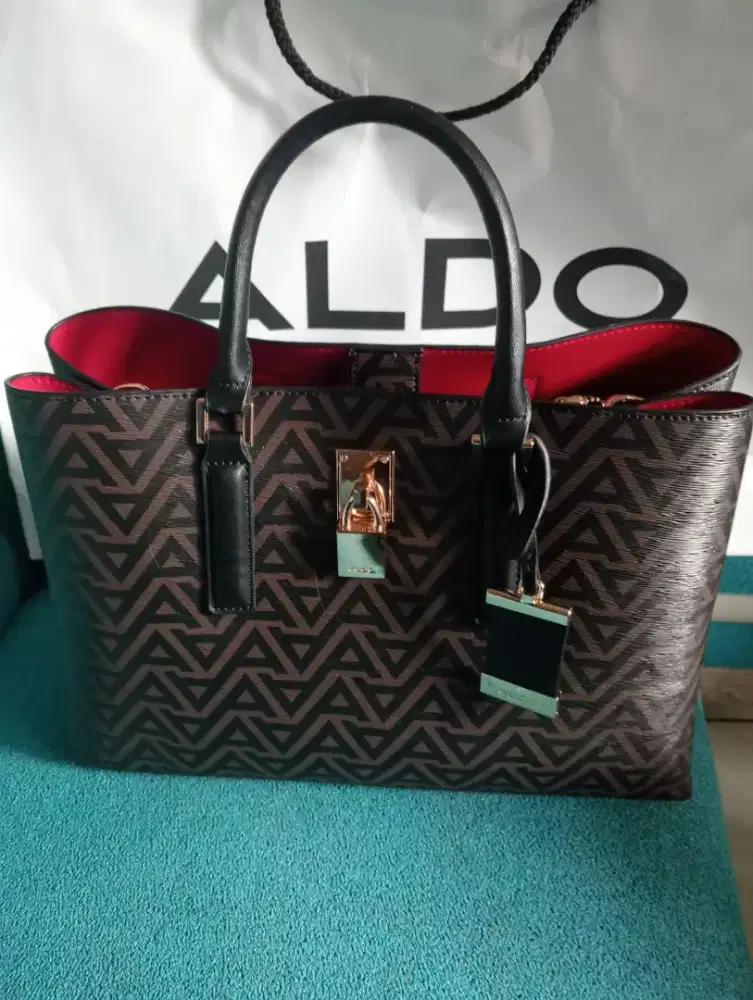 Tas wanita merk Aldo