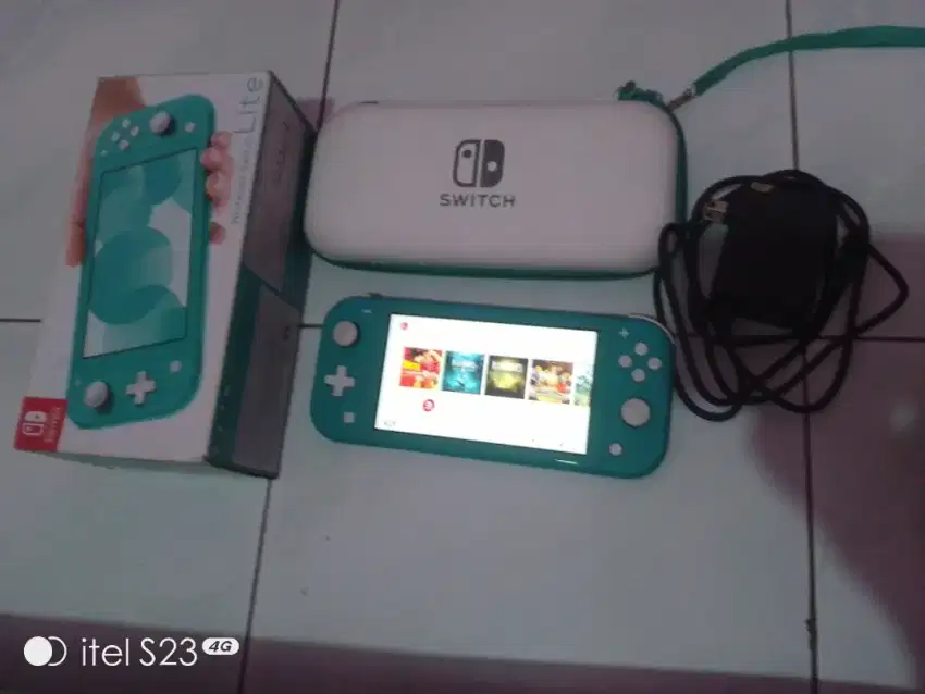 Dijual murah nitendo switch lite full game