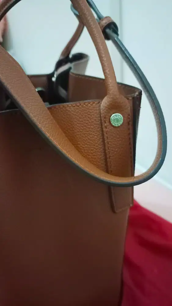 Dijual Preloved tas HUSH PUPPIES shoulder bag with pouch