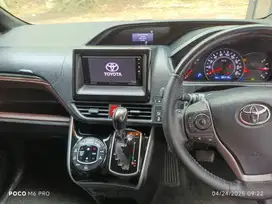 Toyota Voxy 2017 Bensin