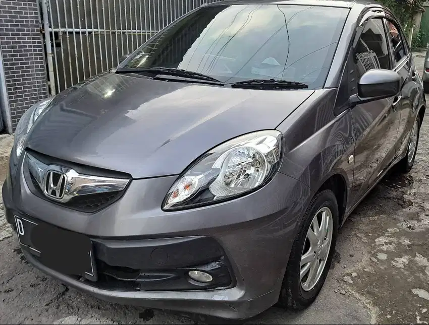 Honda Brio Satya (2015)
