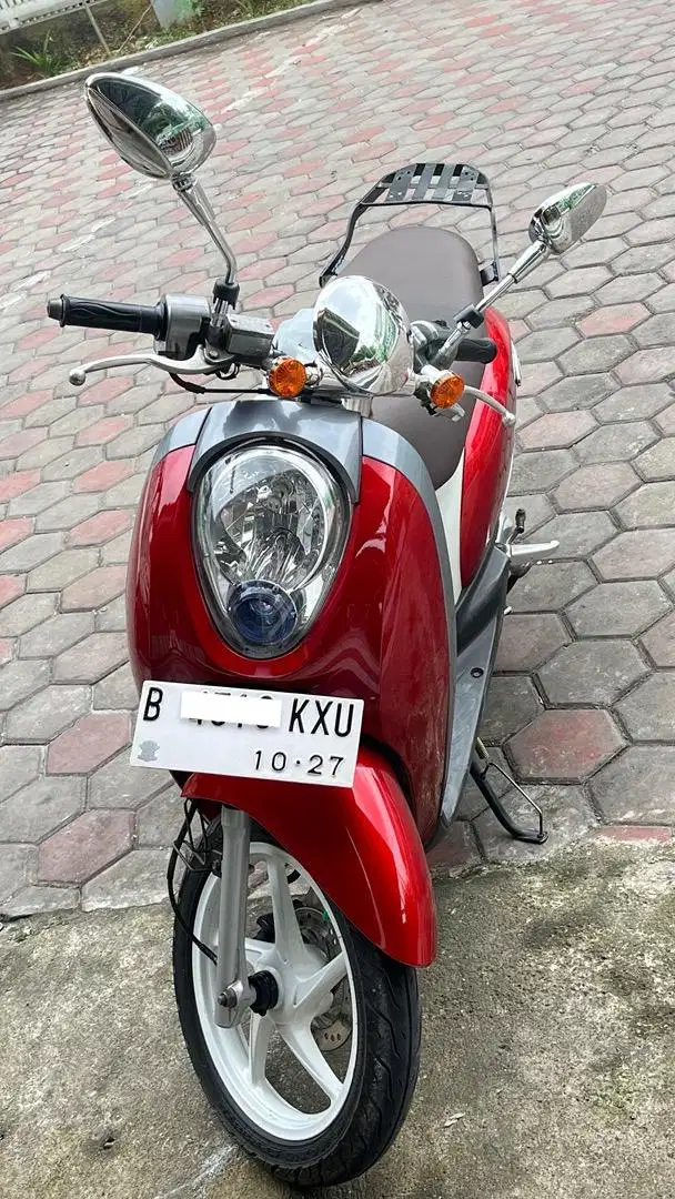 Scoopy Karbu 2011