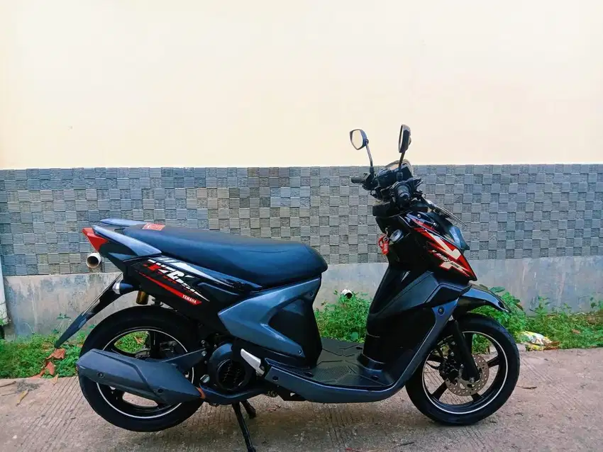 58@: DP :1,200 RBU F KAB XRIDE 125 CC HITAM ON