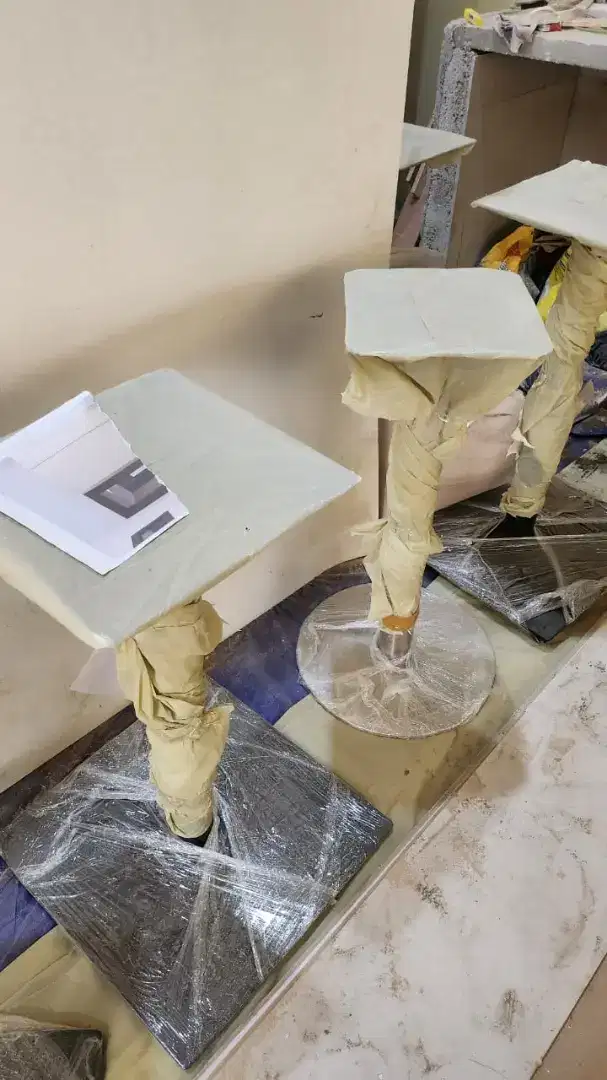 MEJA KOTAK KANTOR