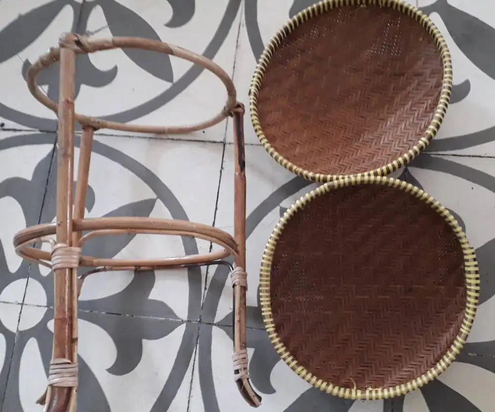 di jual keranjang nampan satu set