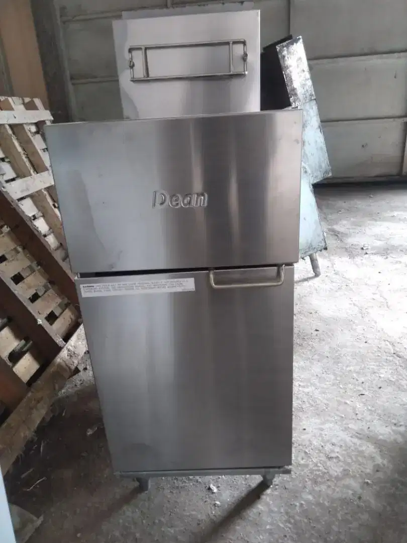 Gas Deep Fryer - Dean Frymaster