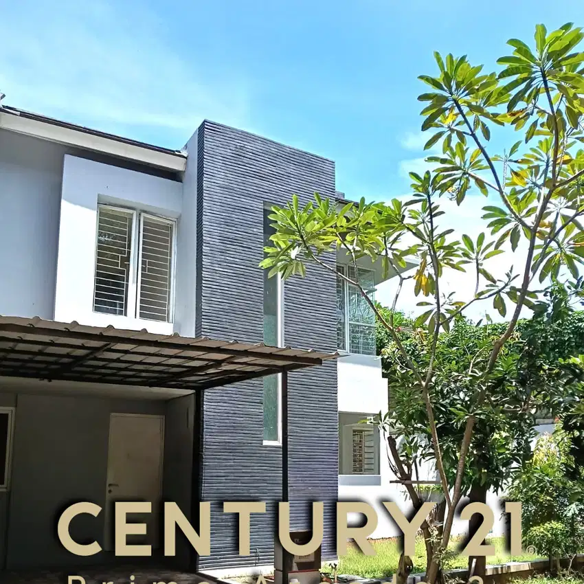 Rumah dengan halaman belakang posisi pojok di Bintaro sektor 9