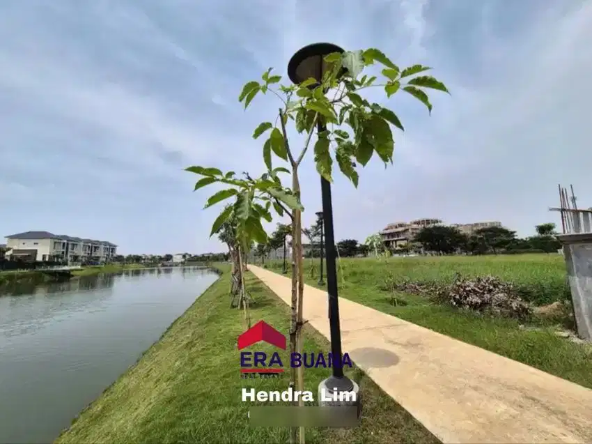 Kavling Palm Spring Pik2 hoek luas 910m2 view danau hrg 35jt/m2