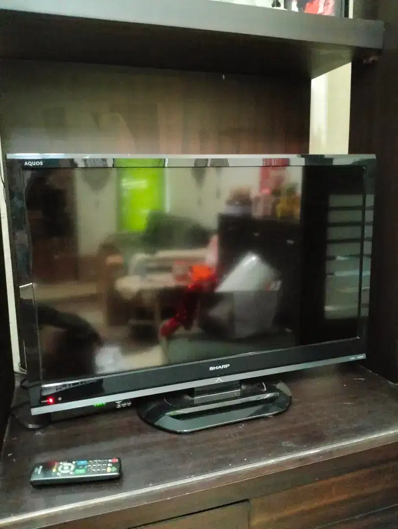 Preloved TV LED Sharp Aquos 32 inch PLUS STB Matrix BONUS Bracket TV