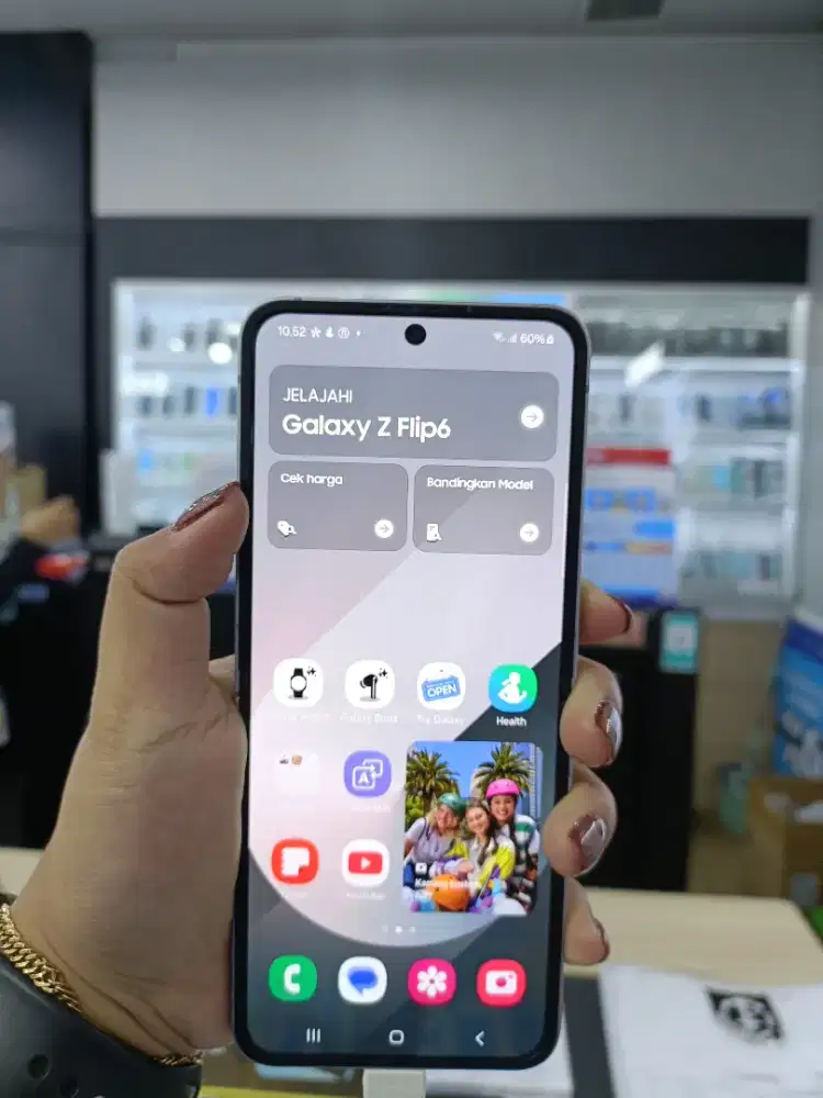 SAMSUNG GALAXY Z FLIP6