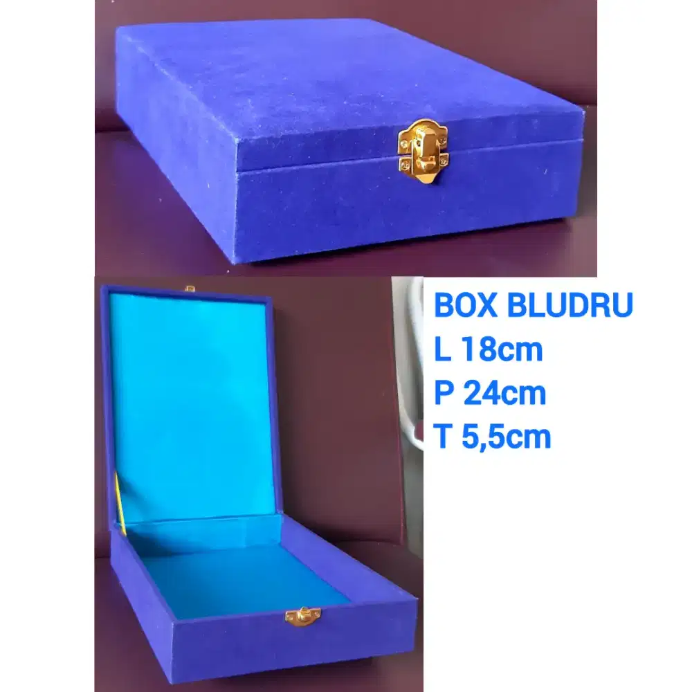 KOTAK BOX BLUDRU KADO PLAKAT PIALA TROPHY SOUVENIR