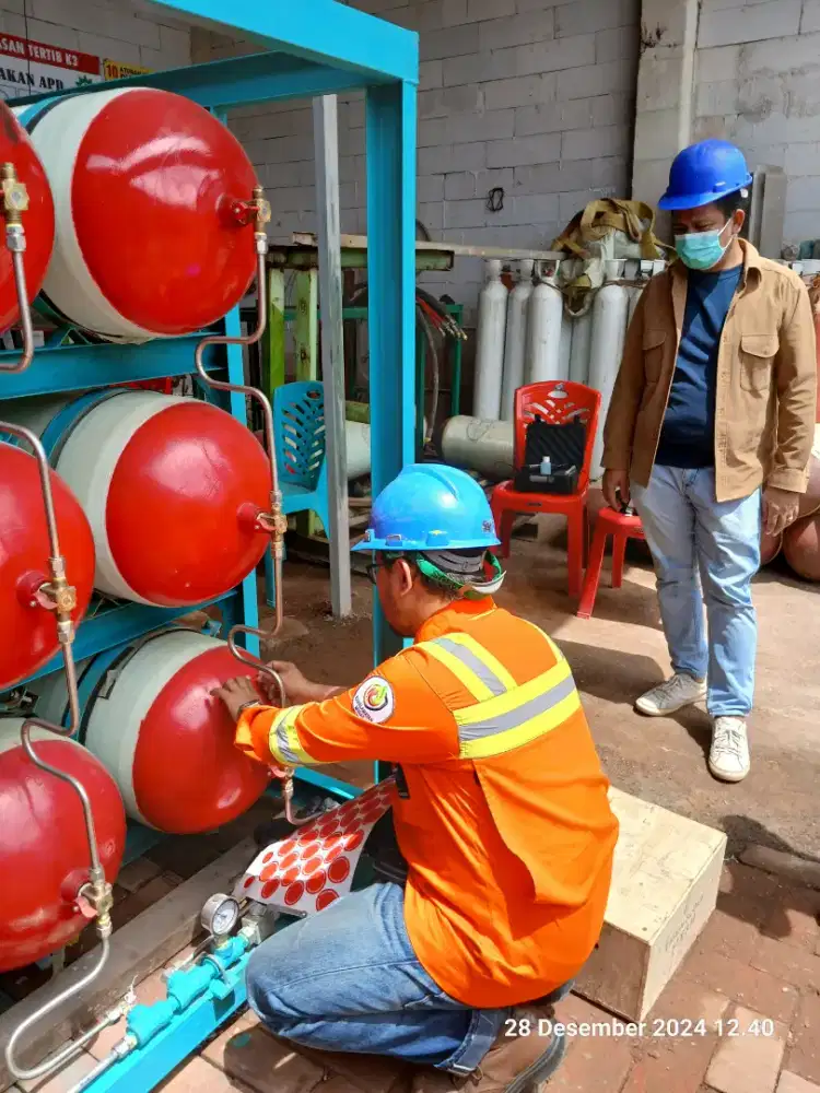 Gas CNG serta kelengkapan