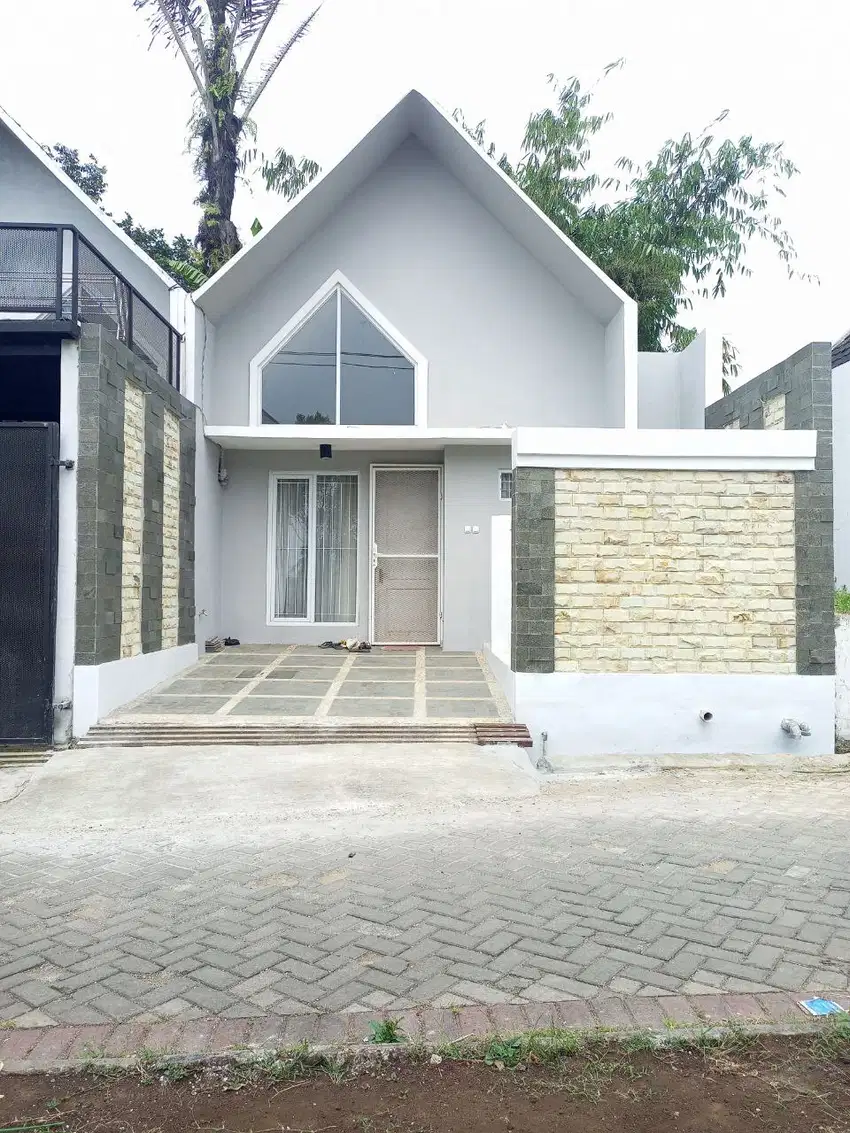 RUMAH BARU SIAPHUNI TANPA DP PADALARANG 10 MENIT TOL PADALARANG