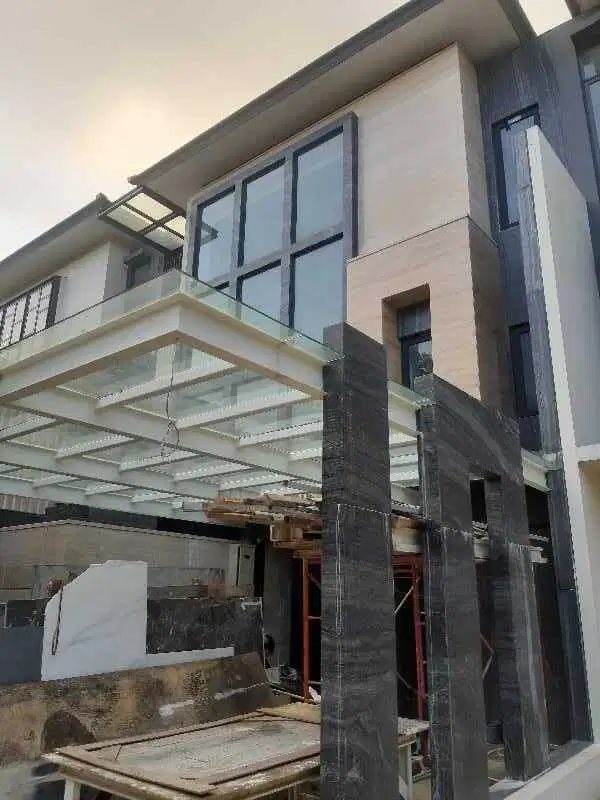 Dijual Rumah Full Marmer High Class di Nava Park Cluster Lancewood BSD