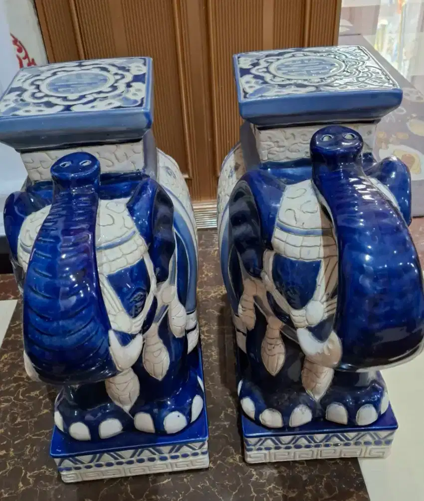 Guci keramik gajah 2 pcs
