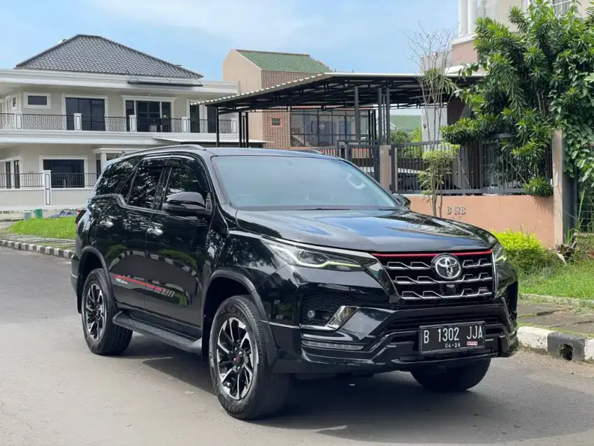 Forsale Fortuner VRZ 2.4 TRD Kick Sensor 2021