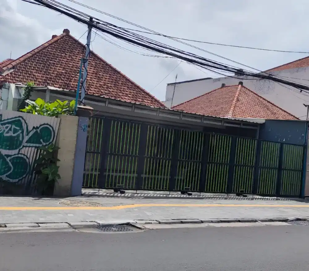 Sewa --BU CEPAT murah jalan raya Kartini untuk restoran atau kantor