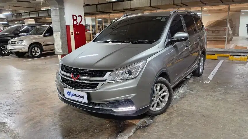 DP Rendah  9JT Wuling Cortez 1.5S T Lux Bensin-AT 2022 Abu