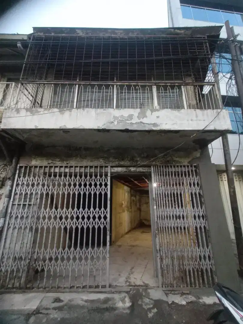 Sewa BU CEPAT kosongan -- ruko 2 lantai Pegirian