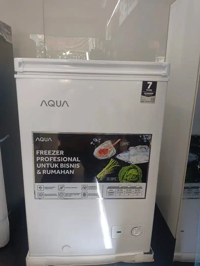 Freezer box AQUA Kapasitas 100 liter