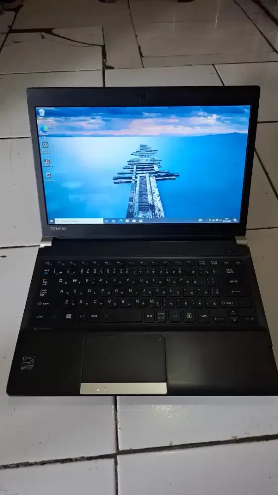 Laptop Toshiba Dynabook i5 ssd 128Gb Mulus