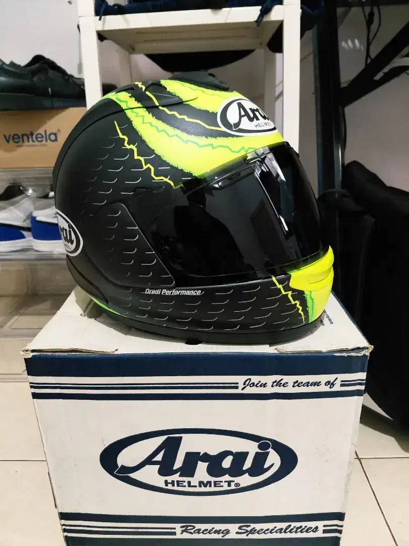 Arai Rx7x Cal Crutchlow