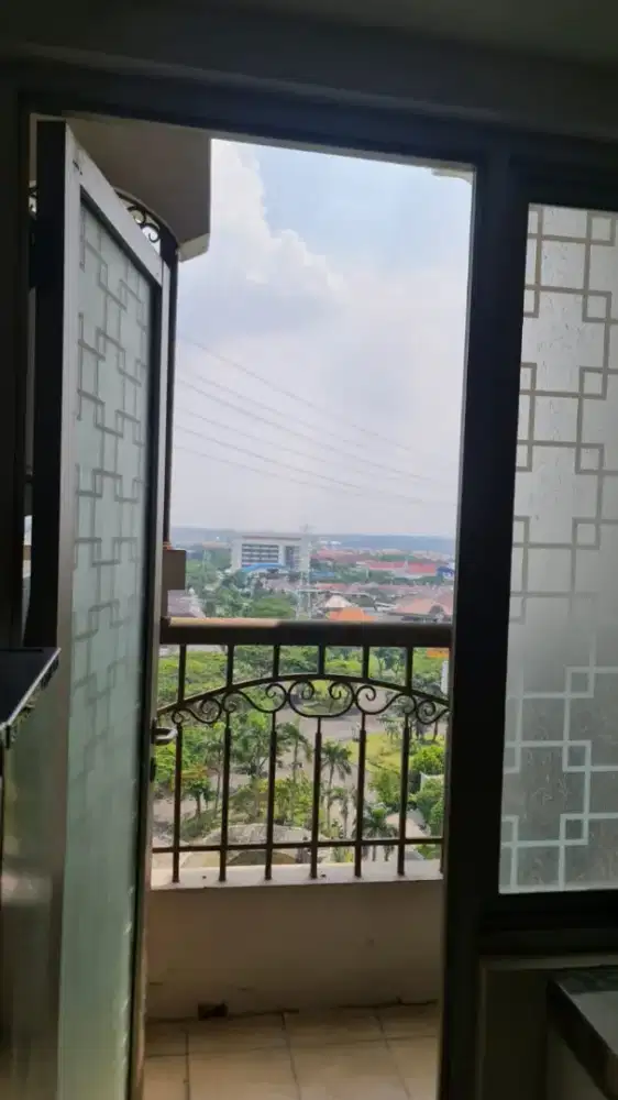 Disewakan Apartemen Waterplace Blok F 10/16 Surabaya