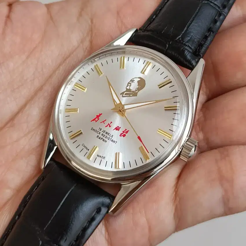 Jam Mao Zedong Shanghai Manual Winding Ikonik