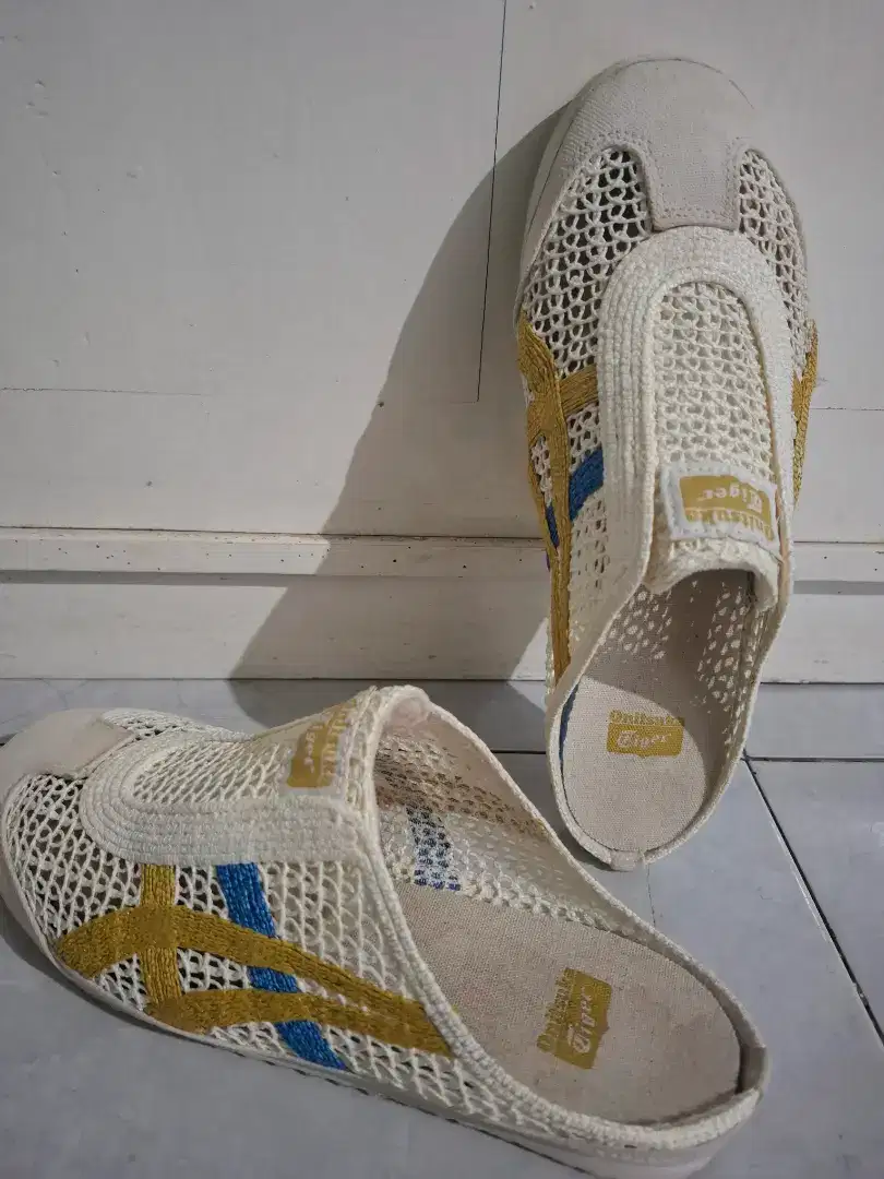 Onitsuka ori size 40