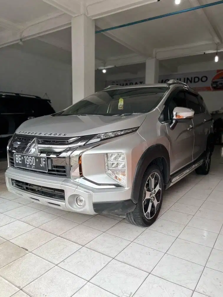 XPANDER CROSS PREMIUM 2022 NIK 2021 AT ISTIMEWA